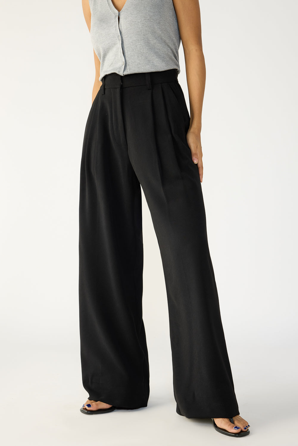 Soot Black Adjustable Women's Wide Korean Pants