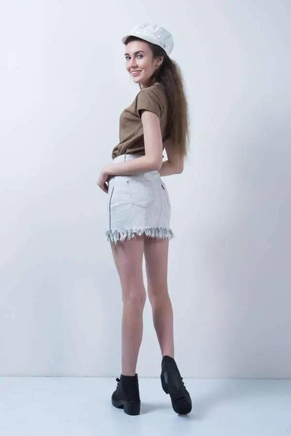 White Nep-Denim Fray Hem Skirt