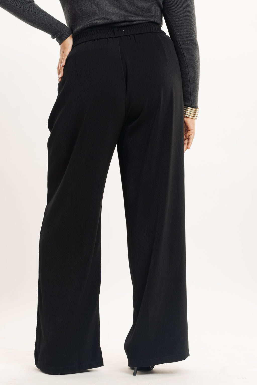 Curve Black Pleated Straight Korean Pants