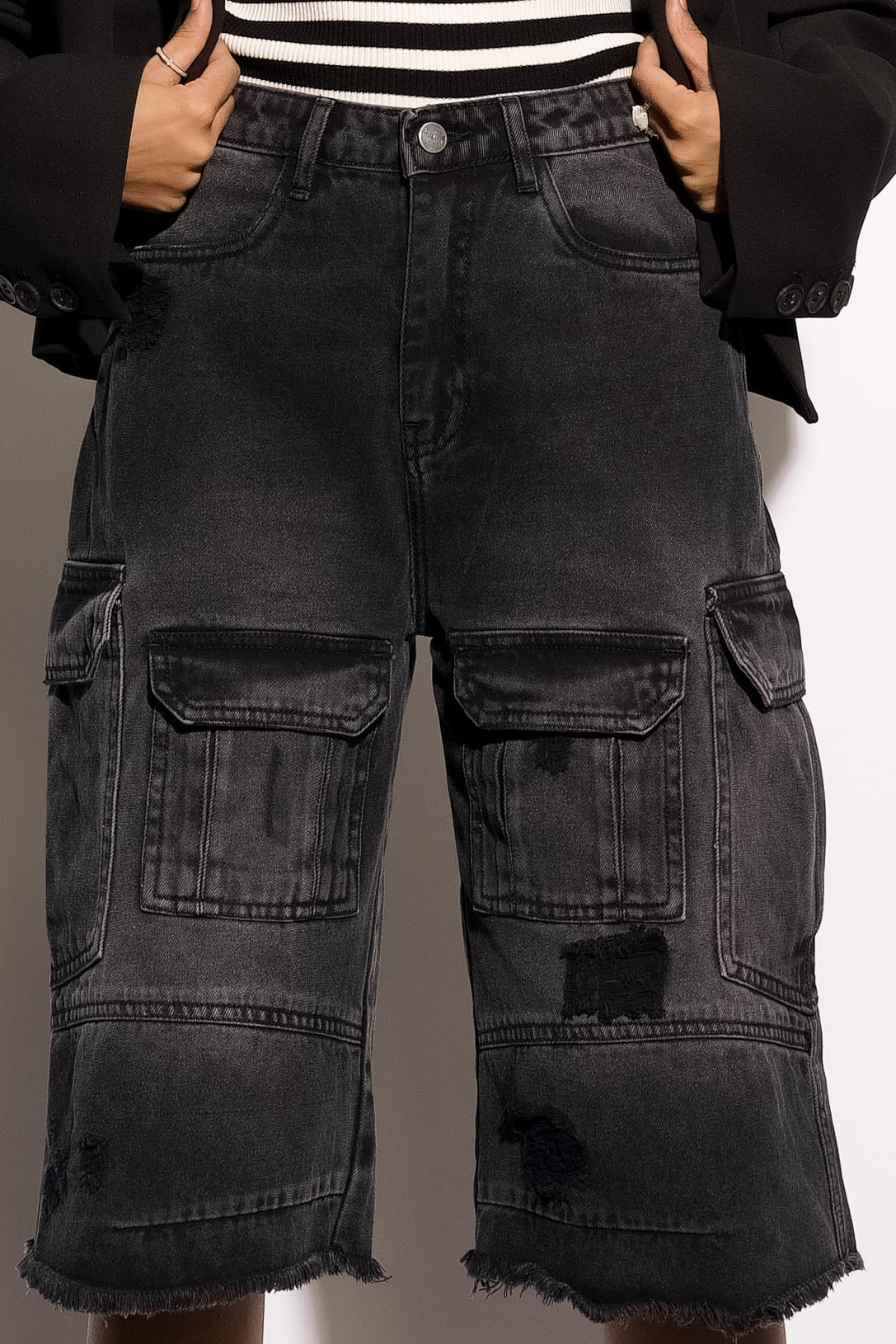Uni Cargo Shorts